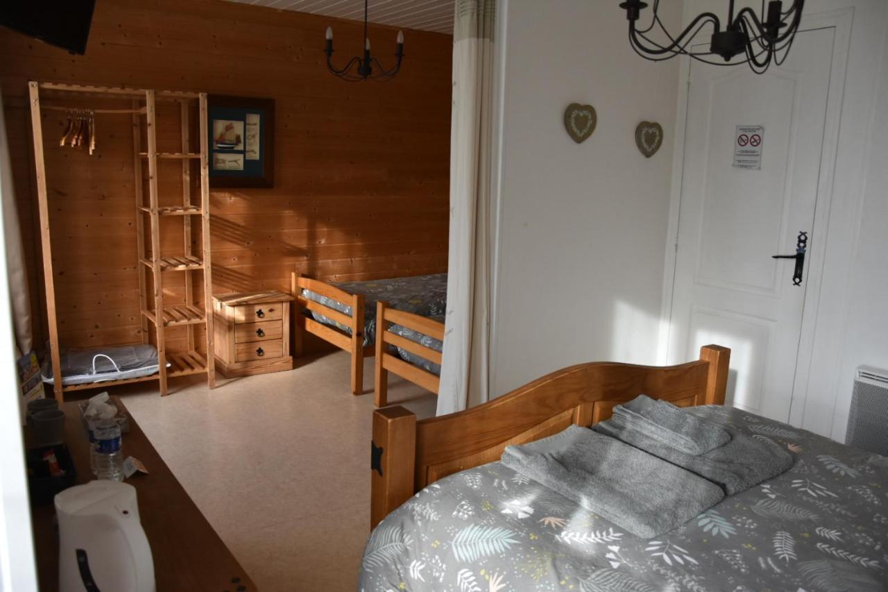 Ker-Loen Bed & Breakfast Val-Couesnon Exterior photo