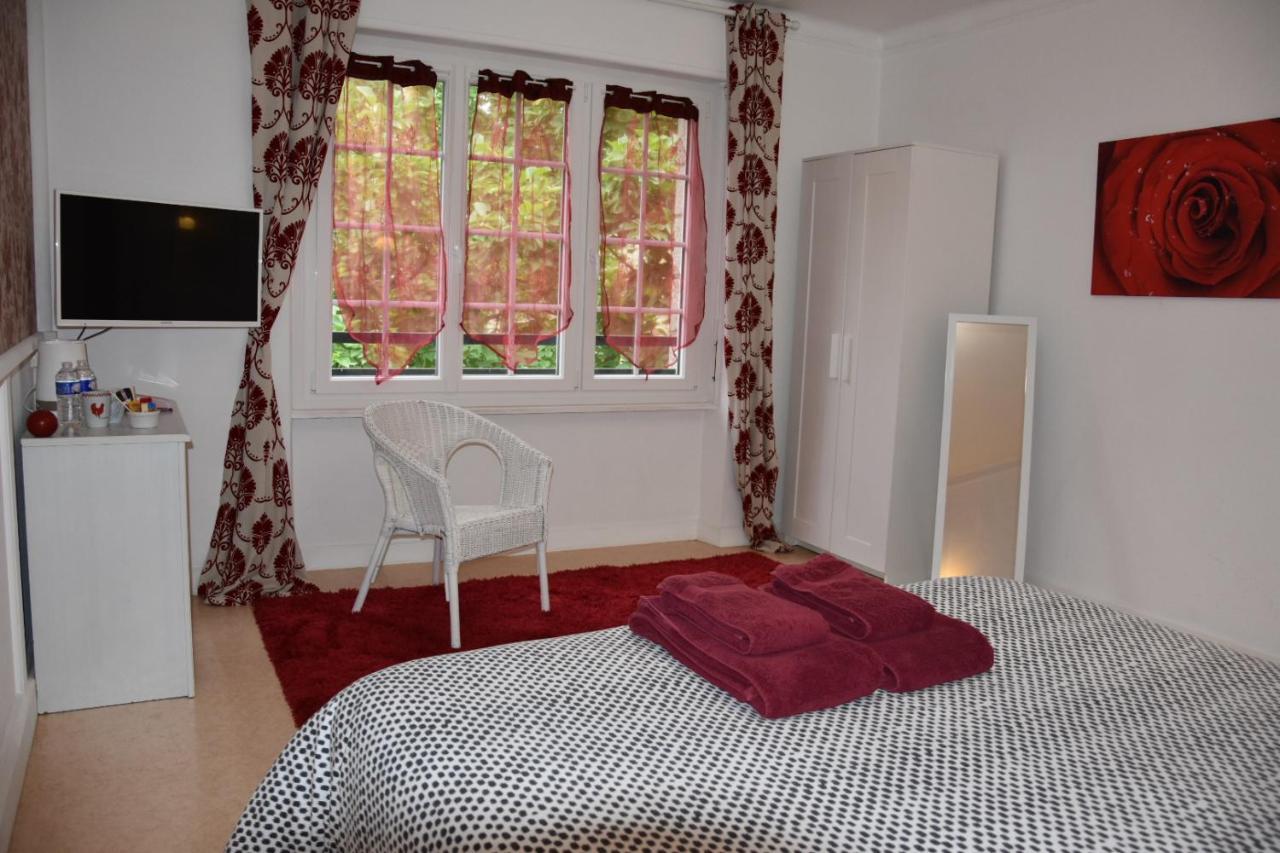 Ker-Loen Bed & Breakfast Val-Couesnon Exterior photo