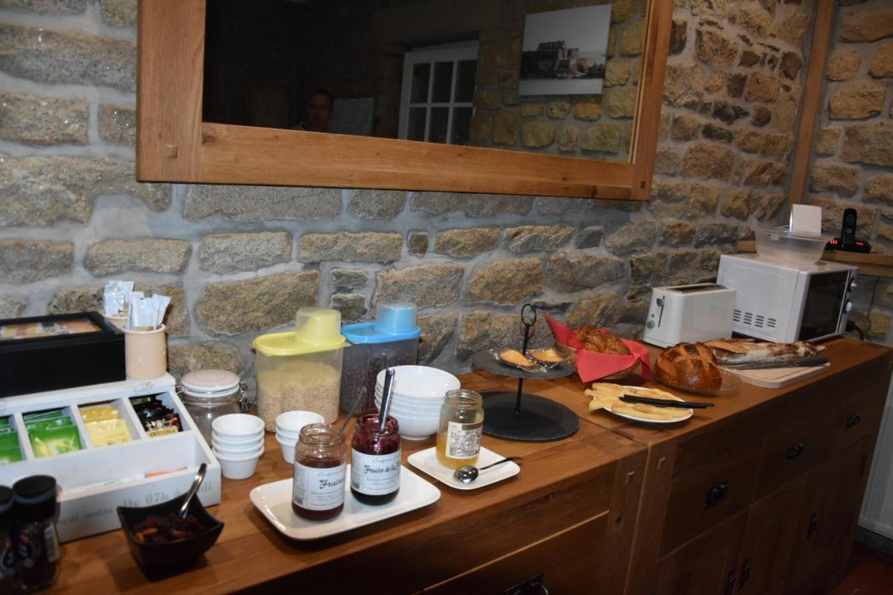 Ker-Loen Bed & Breakfast Val-Couesnon Exterior photo